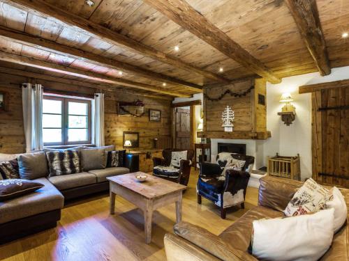 Appartement de Charme 5 Chambres, Centre de La Clusaz, Cheminée, Wifi, Parking, Animaux Admis