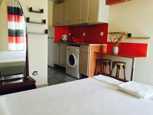  Marika's Apart's & Studios in Pastida