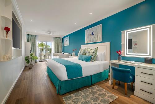 Coconut Bay Beach Resort & Spa All Inclusive in วิยู ฟอร์