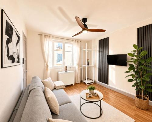 Porte de Versailles - Executive studio with lift