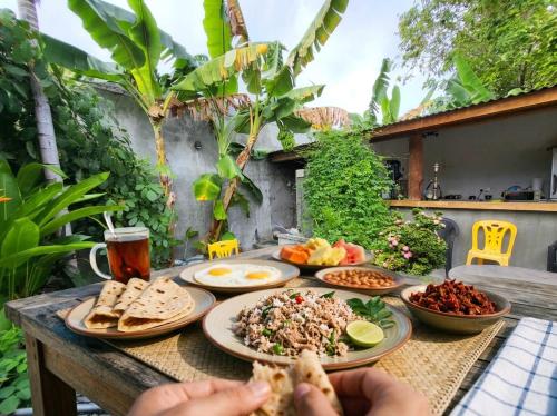 مطعم, Suffix Retreat - Stay, Dive & Explore Fuvahmulah in جنافياني أتول