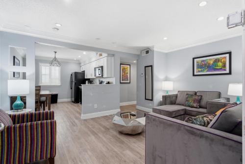 Frenchmen 2br Retreat W Pool & Hot Tub Access - New Orleans, LA