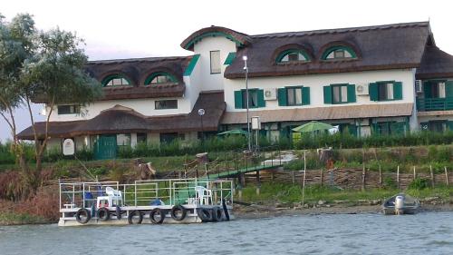 Pensiunea Iara Delta Dunarii - image 6
