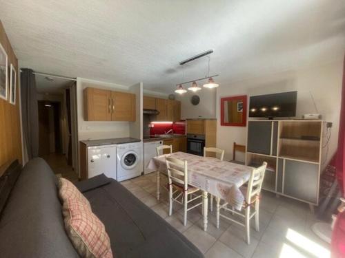 Résidence Balcon Du Soleil - Appartement 4 personnes proche du centre MAE-7043