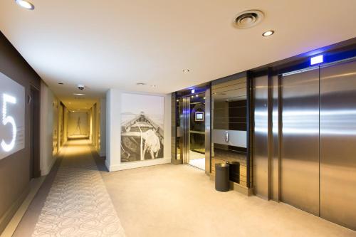 Noom Hotel Conakry - image 4