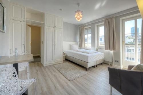 Living am Carlsplatz 173m von Karlstadt entfernt