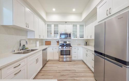 Facilities, Cahuenga Stay in Universal City