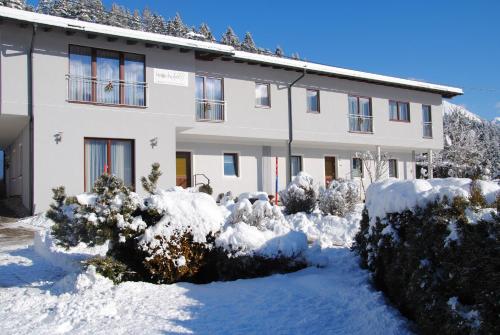 Kronhofer – Apartments & Erlebnis-Imkerei - main image