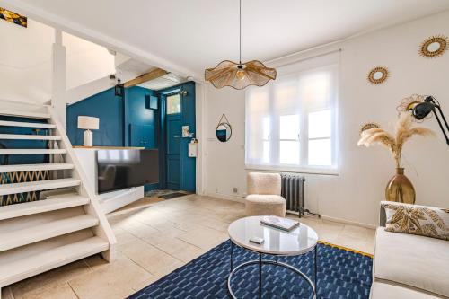 Maison Gilbert - Triplex 3 chambres - Gare à proximité