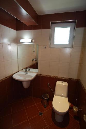 Siena House - image 12