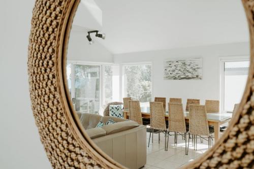 Mana Magic by Book Jervis Bay - Beach Access on your Doorstep! - image 5