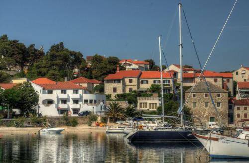 Apartment by the sea Fanita, Postira (Postire) (foto 6)