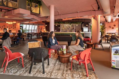 Stayokay Hostel Rotterdam - fully renovated April 2026 in Rotterdam