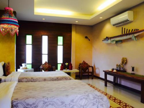 Soi One Boutique Bedrooms Room Type - Twin Room with Private Bathroom