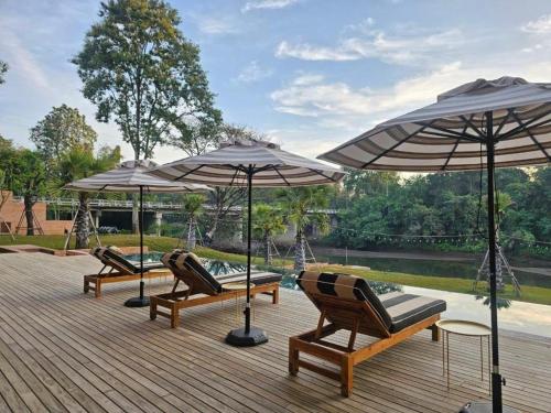 Historykan Kanchanaburi Hotel  in Lat Ya