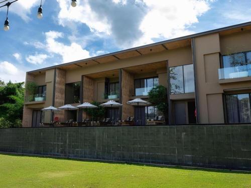 Historykan Kanchanaburi Hotel  in Lat Ya