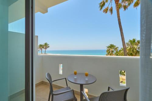 Camera tripla, vista sul mare, 3 letti