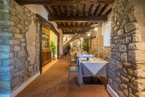 Restoran, Borgo Cadonega in Baiso