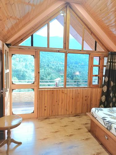White Clover Retreat in Sarahan