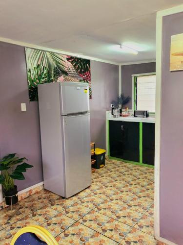Butibam Transit Home Lae in Lae