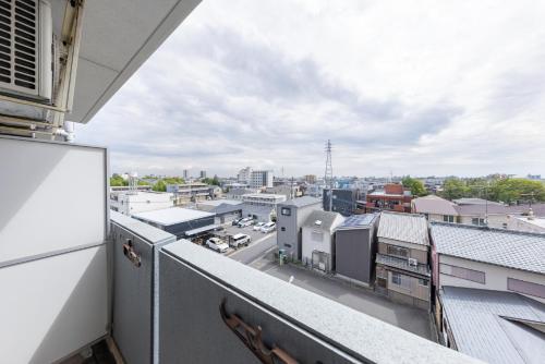 20 minutes from Nagoya Station Sleeps up to 6 Parking available LEGOLAND Ghibli Park in Nakagawa