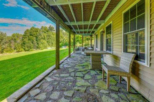 Dog-Friendly Family Haven Minutes From Burlington! in Williston (VT)