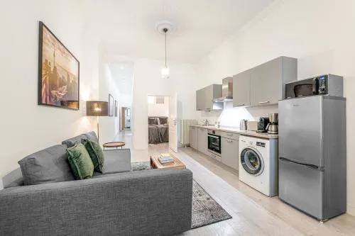 The Lohmeyerstr lI - Group Flat in Central Berlin, Family-Friendly, 2BR, 4- 6 Guests in Berlin, Deutschland