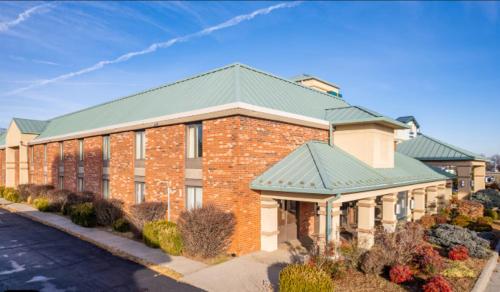 Quality Inn & Suites North Springfield – Springfield, MO