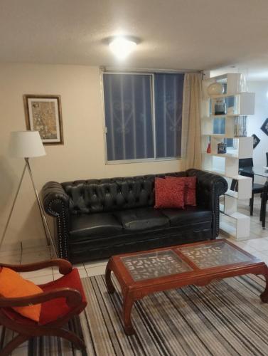 Apartment conveniently located and well equipped