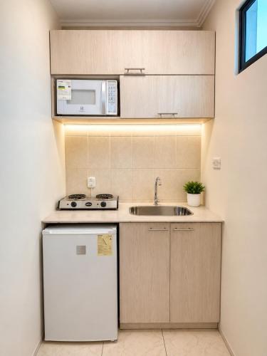 Cocina, Suitesecu Rentals Guayaquil in Guayaquil
