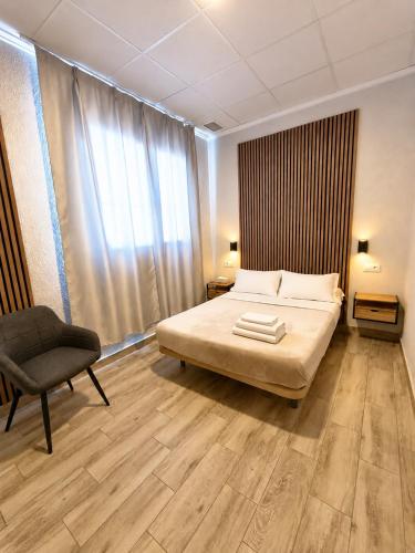 Gastenkamer, Pensión A&E (Pension A&E) in Valencia Airport