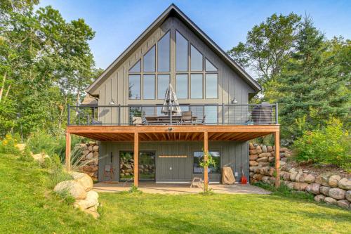 . Pequot Lakes Retreat w/ Beach + Fire Pit!