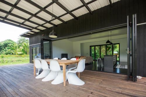 المنظر الخارجي, Mata Manea in Vaimaanga