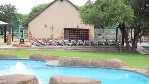 Thabaledi Game Lodge