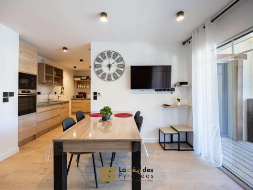 Appartement moderne avec parking - 4 pers. - FR-1-883-30