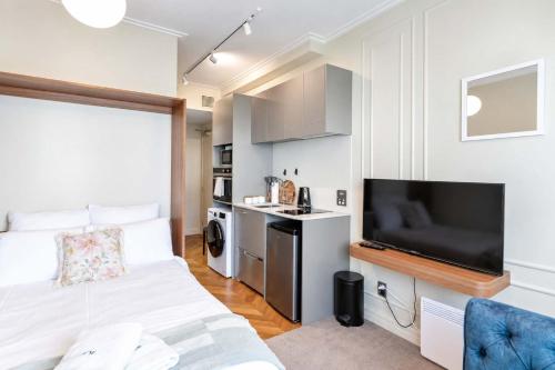 Te Aro City Stay - Modern Studio for Two - image 3