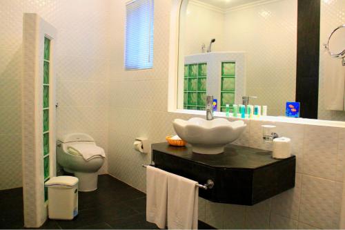 Prestige Suite image 1