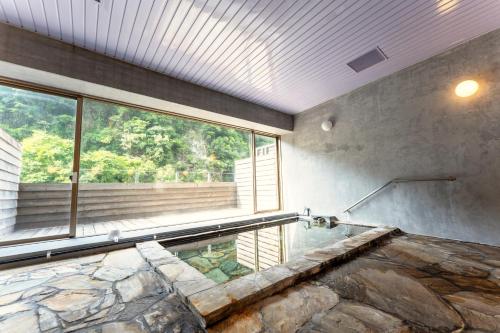 Hot spring bath, 奥天ケ瀬温泉　お花 in Kusu