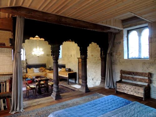 2 bedrooms, 3 beds