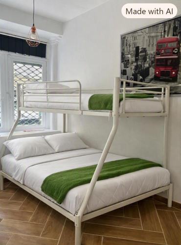 LOFT Folie renew next Republique & Marais