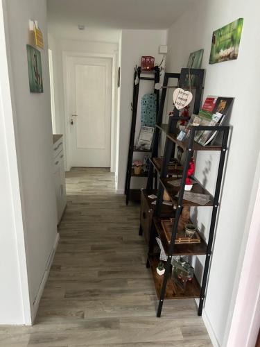 Deine Pension, Double Room P1, 1-2 beds, 10qm, Check-in 4PM - 5AM in Creglingen