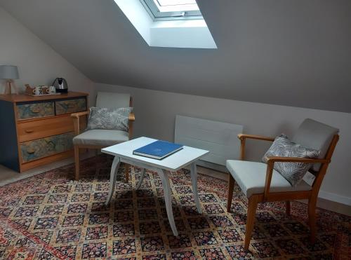 Зовнішній вигляд готелю, Chambre Calme Et Cosy, Eaubonne in Обон