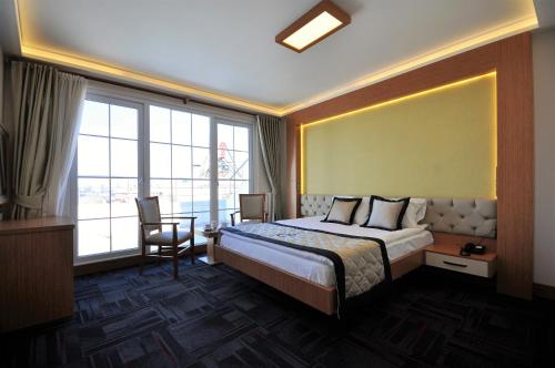 Double Comfort Hotel - image 2