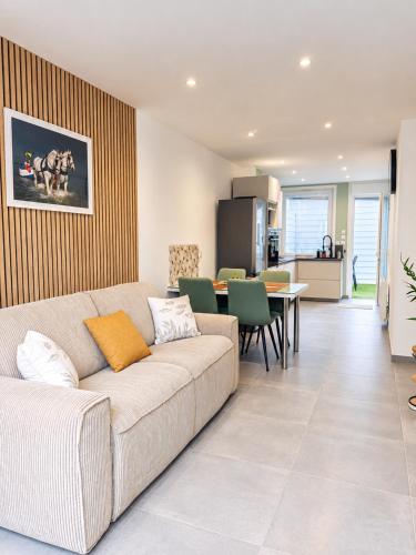 I - 3-Star Apt I Walk to Beach & Town I Paid Extras Spa, Garage & Breakfast