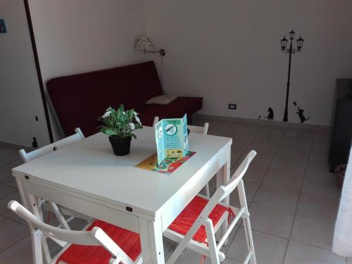 Two-Bedroom Apartment B20 image 7