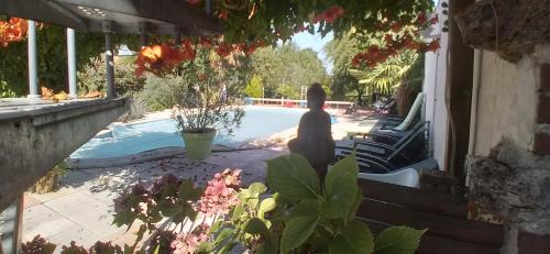 Kilátás, Maison de famille avec piscine in Jonquery