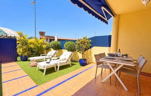 Meloneras Oasis 44 by CanaryScape