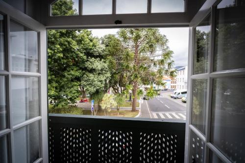Aurora Hostel, Suítes, Quartos e Dormitórios no Coração de Angra do Heroísmo 5