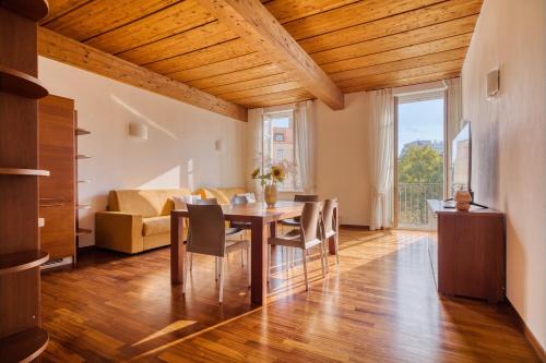 The Charm of Old Milan - Historic Palazzo with Duomo View