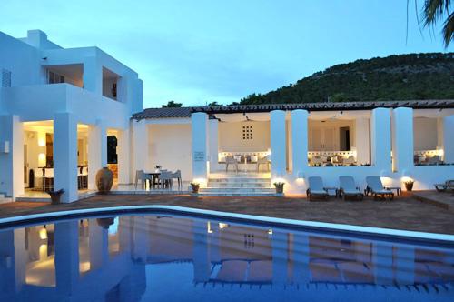 Hotel Village - image 6